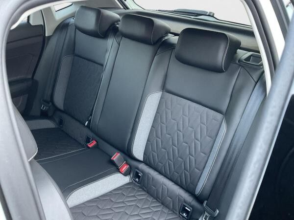 Volkswagen Polo Life 1.0