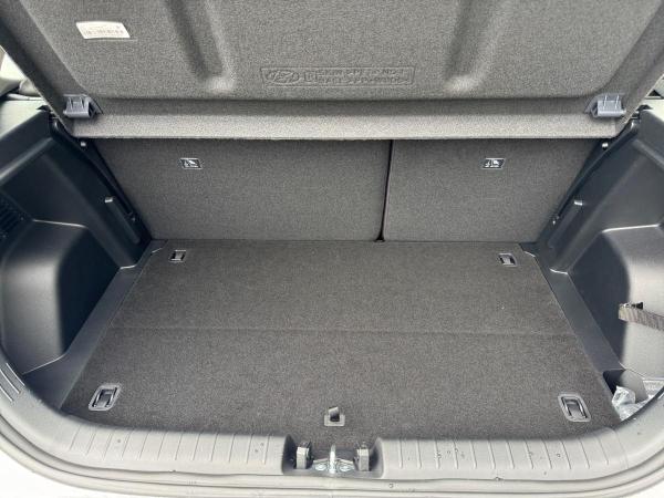 Hyundai i20 FL (MY25) 1.0 T-GDI (100 PS) 6-MT 2WD Trend