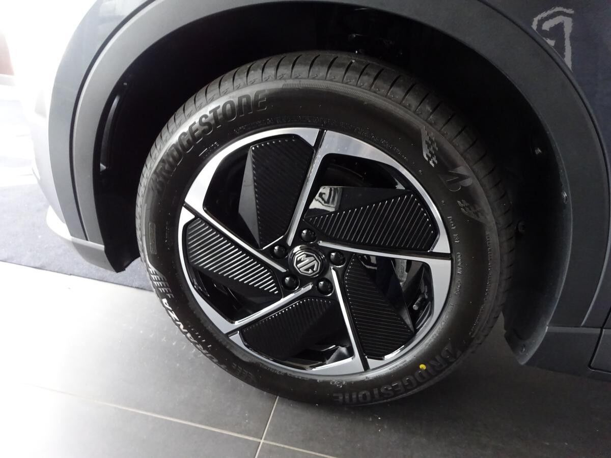 MG S5 EV Luxury Long Range