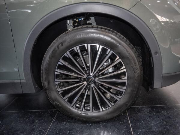 Volkswagen Tiguan Elegance 1.,5 l eTSI DSG, Nav, Pano, LED, RFK, HUD, GJR uvm...