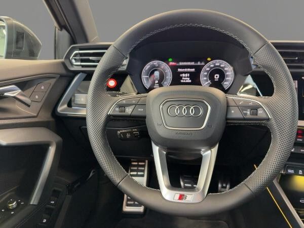 Audi A3 Sportback S line 45 TFSIe Matrix Head-Up Kamera AHK