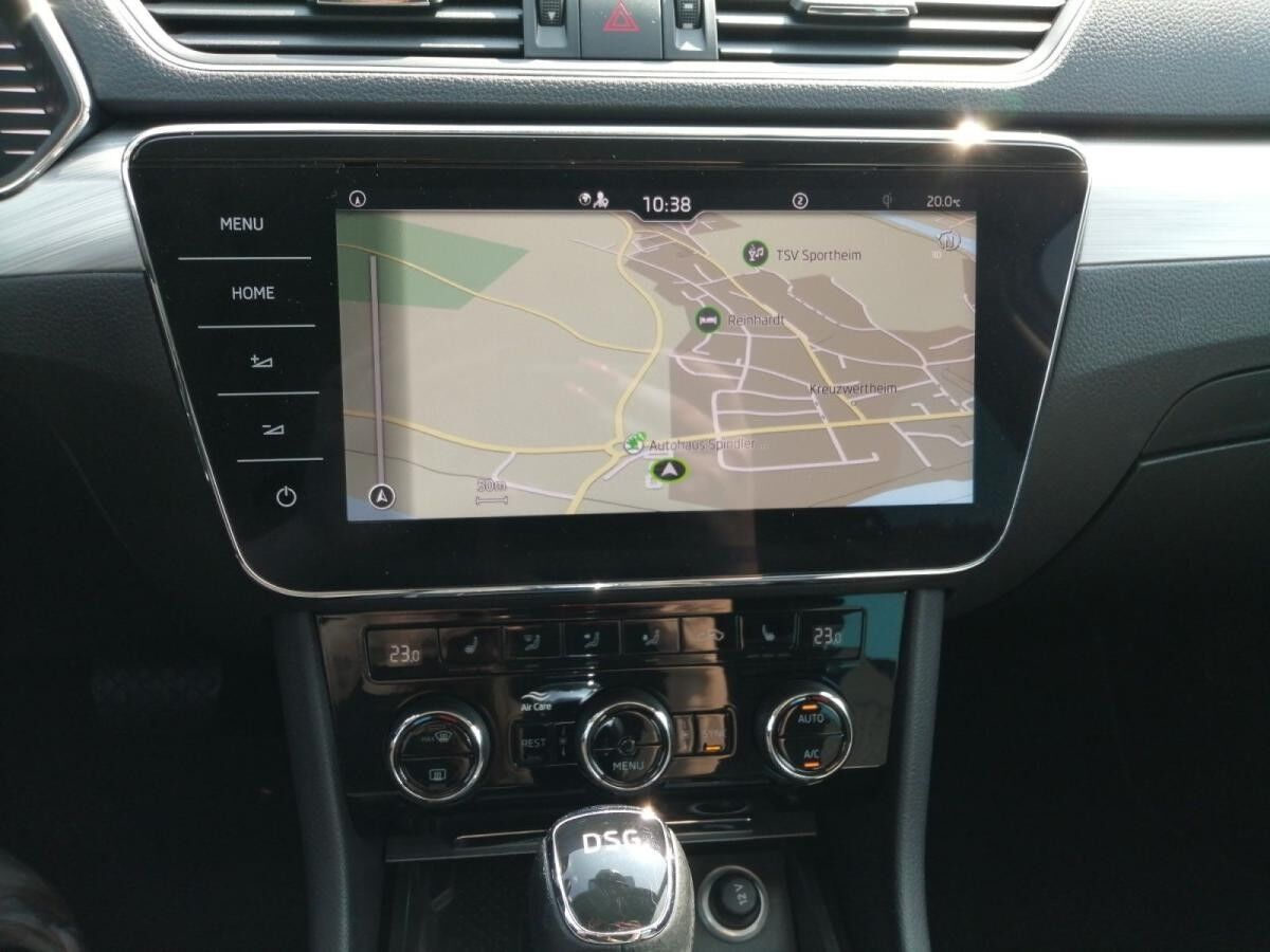 Skoda Superb Combi Amb. TSI DSG LED AHK virtual 18"