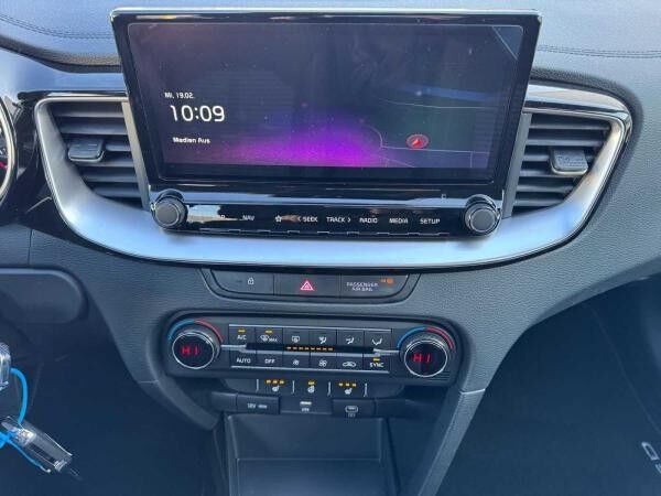 Kia Ceed Vision 1.0 T-GDI +RFK+SHZ+NAV