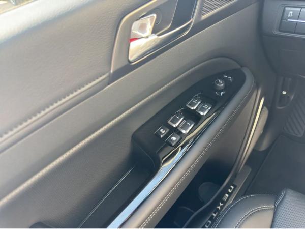 SsangYong Rexton LuX 2.2 e-XDi AT AWD *360°/Navi/SHZ/LED*