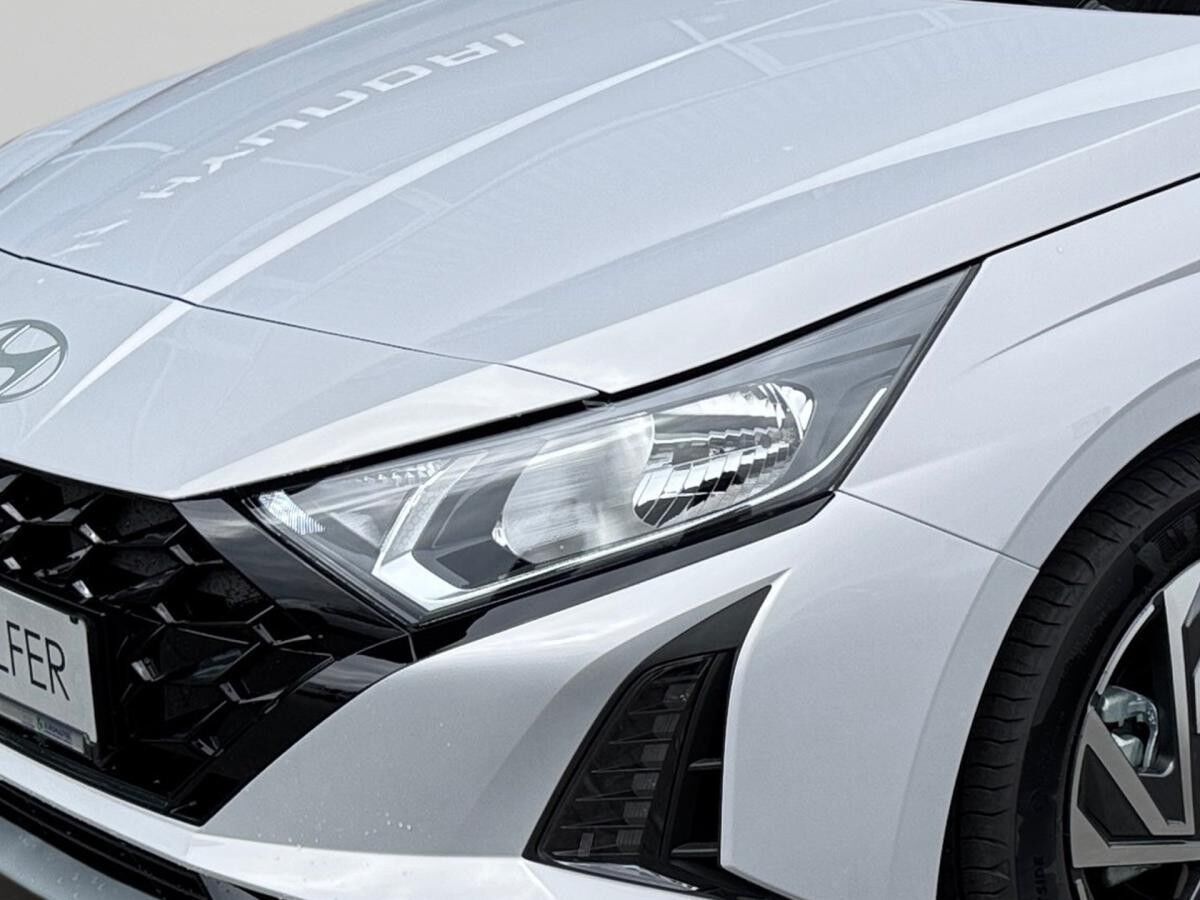 Hyundai i20 FL (MY25) 1.0 T-GDI (100 PS) 6-MT 2WD/Trend