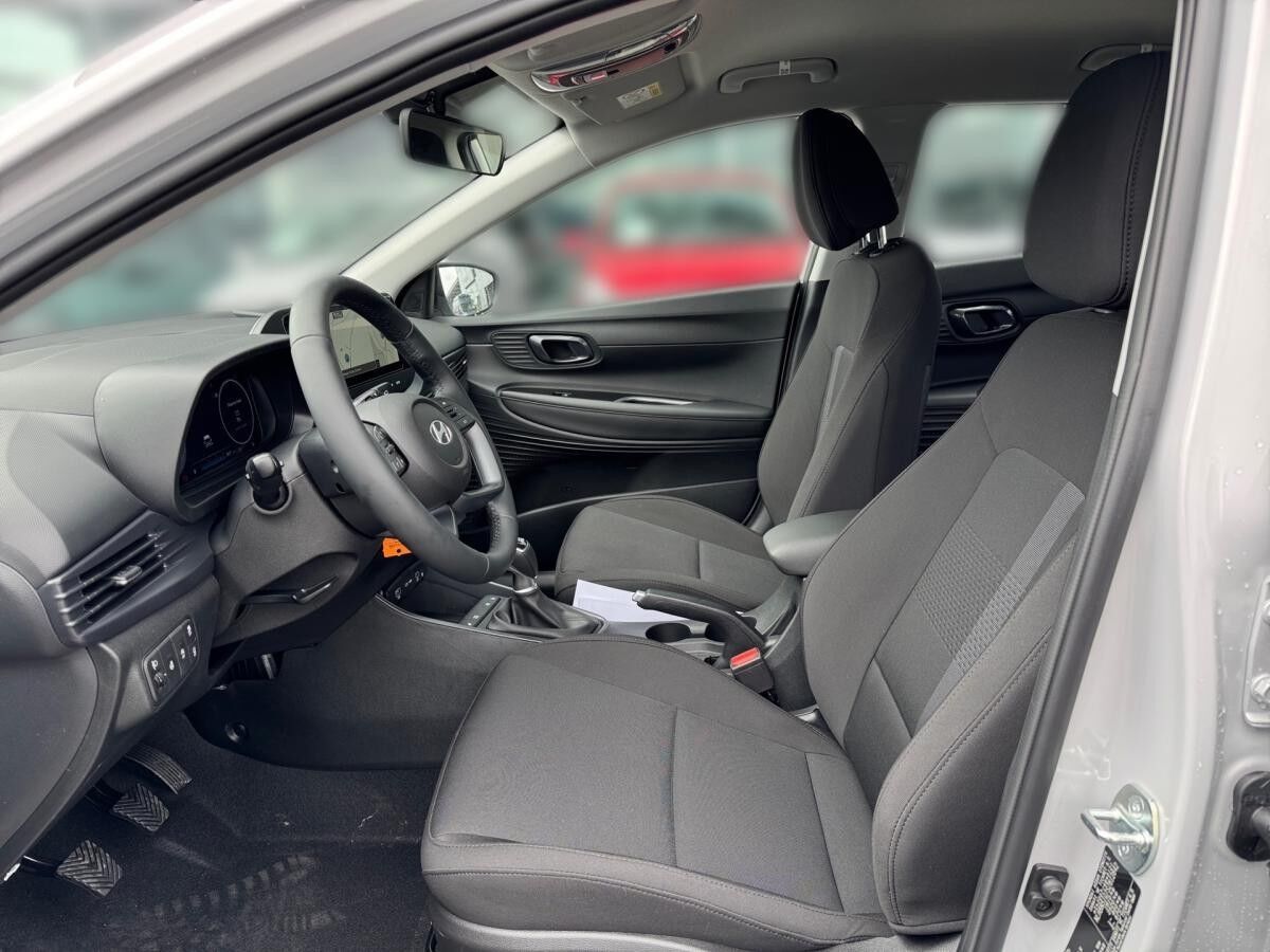 Hyundai i20 FL (MY25) 1.0 T-GDI (100 PS) 6-MT 2WD/Trend