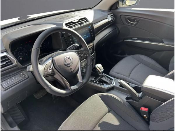 SsangYong Tivoli Nomad AT 1.5 2WD *LED/SHZ/RFK/APP/PDC*