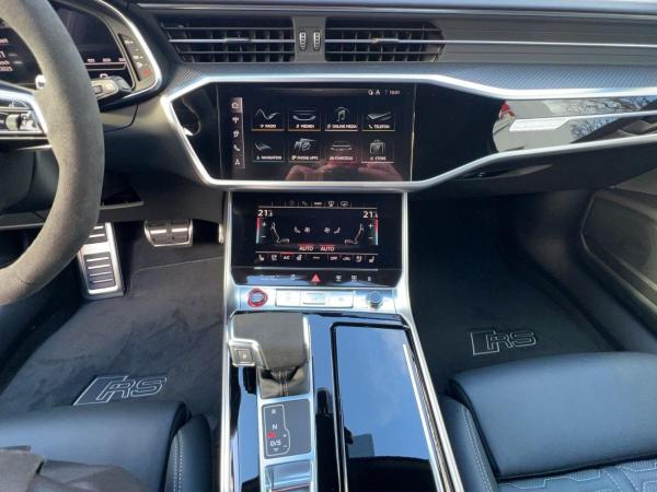 Audi RS6 Avant performance tiptronic>>LAST TIME V8<<