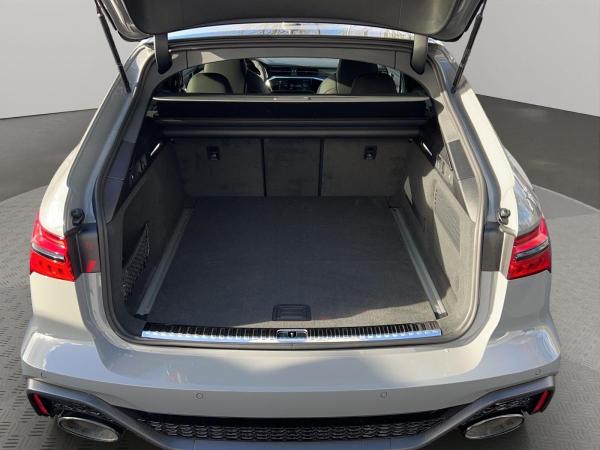 Audi RS6 Avant performance tiptronic>>LAST TIME V8<<