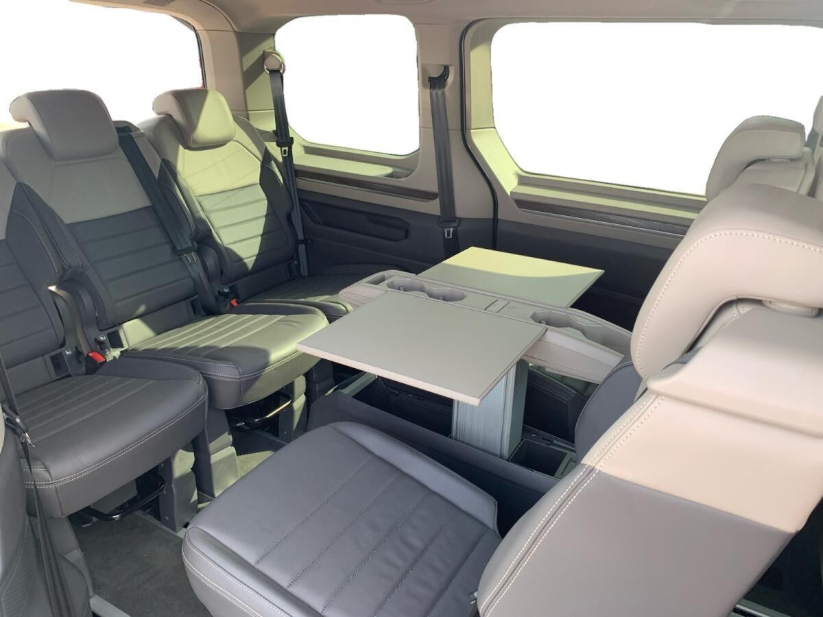 Volkswagen Multivan Style 2,0TDI AHK GJR HUD NAV VIS