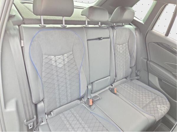 Volkswagen Tiguan R-Line 1.5 eHybrid DSG Navi*AHK*LED-Matrix