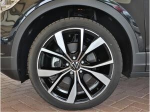 Volkswagen T-Roc Style 2.0 l TDI DSG+PANO+AHK+RFK+NAVI+BLACKSTYLE