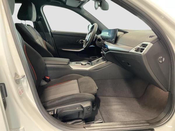 BMW 320 d Touring M Sport AHK LiveCockpitProf Kamera