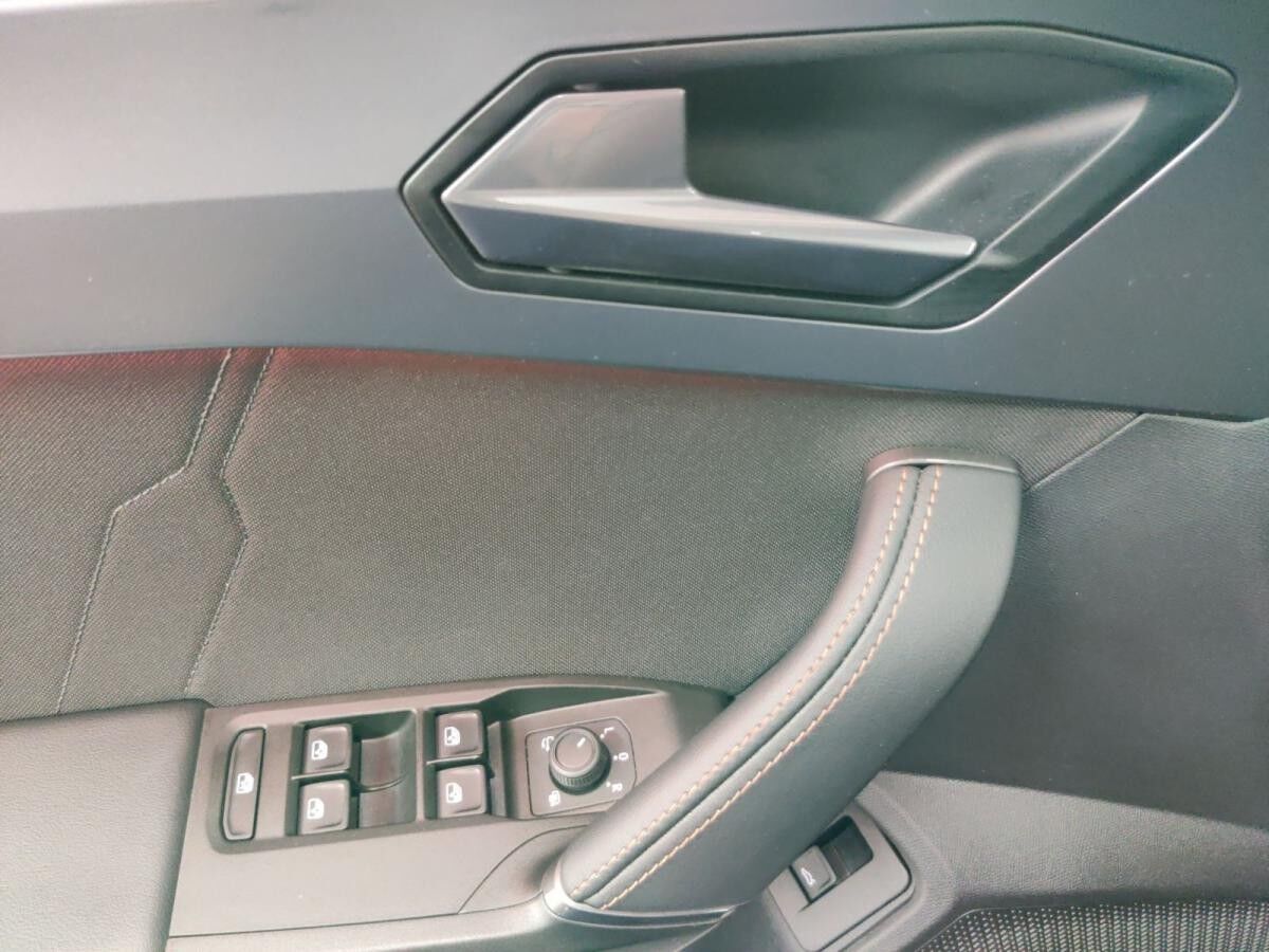 Cupra Formentor 1.5 eTSI neuesModell/LED/Navi/RFK/5J.Garantie