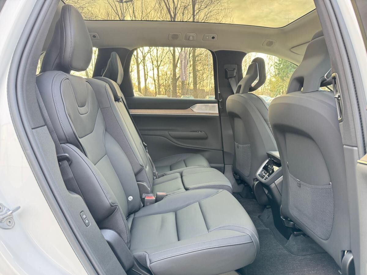 Volvo EX90 Twin Motor AWD ULTRA - 7 Sitzer - sofort lieferbar -