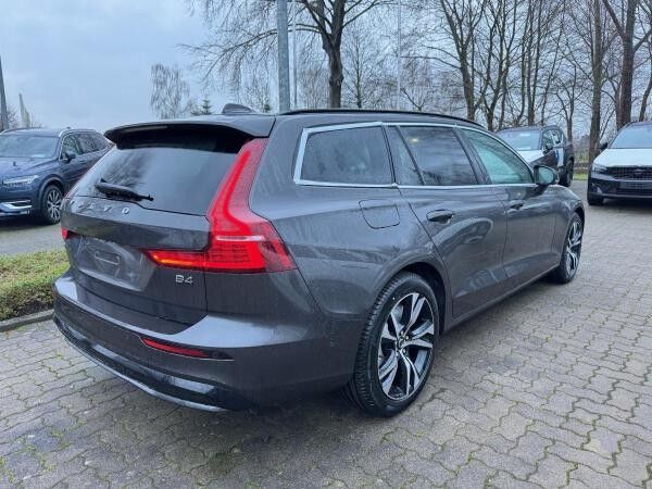 Volvo V60 B4 Benzin DKG Automatik Plus Dark - Sofort lieferbar -