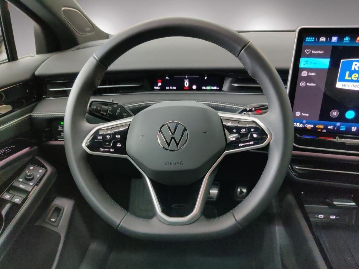 Volkswagen ID.7 Tourer Pro h/AHK/Matrix/Wärmepu/01.30Garantie