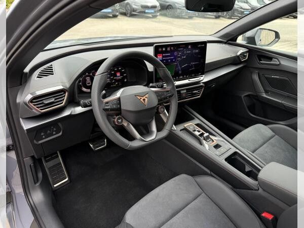 Cupra Leon Sportstourer VZ 2.0 TSI 245 kW DSG (UVP 64.362€/SOFORT) PANO/NAV/AHK/SIDE/MATRIX/SENNH./UVM.