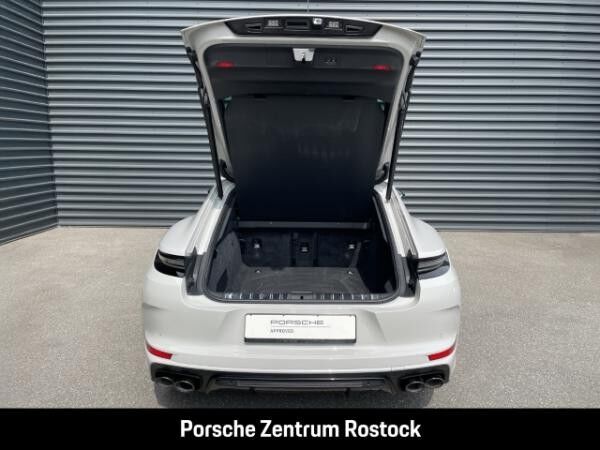 Porsche Panamera 4 E-Hybrid