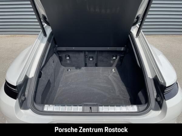 Porsche Panamera 4 E-Hybrid