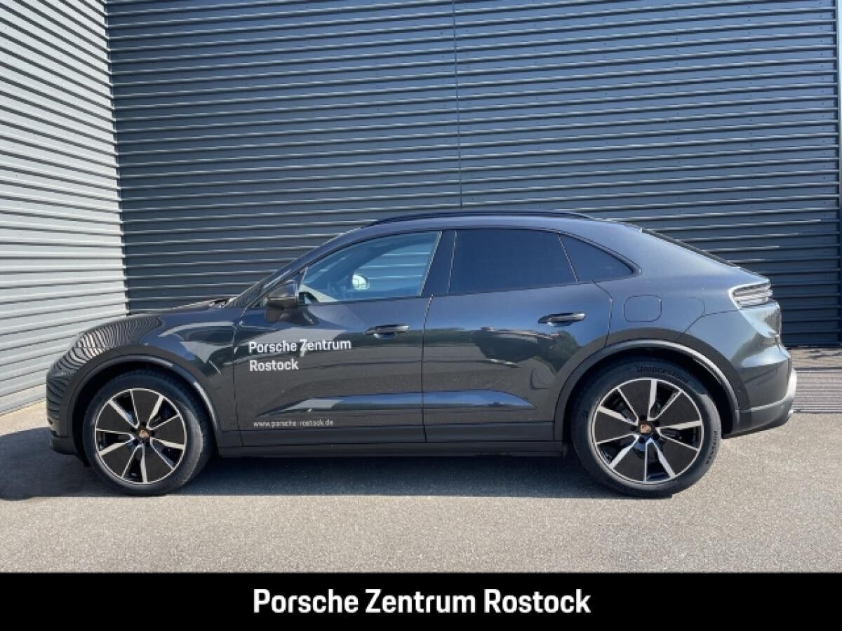 Porsche Macan 4