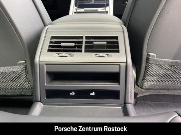 Porsche Panamera 4 E-Hybrid