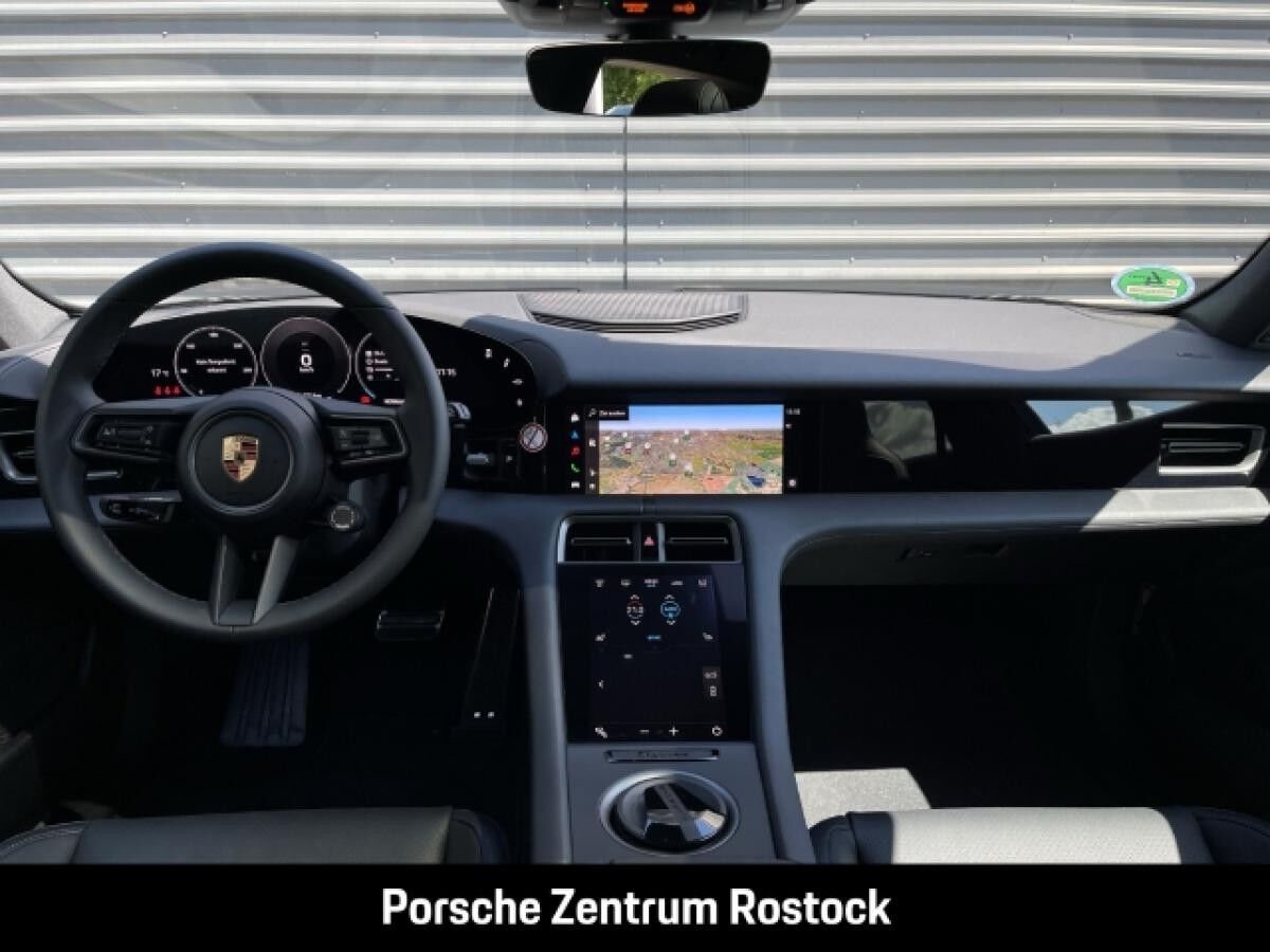 Porsche Taycan 4 Cross Turismo
