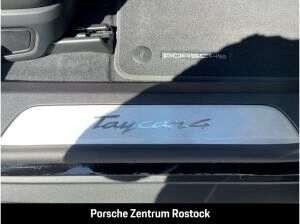 Porsche Taycan 4 Cross Turismo