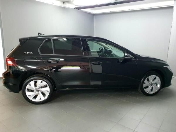 Volkswagen Golf "Life" 1.5 l TSI OPF 6-Gang