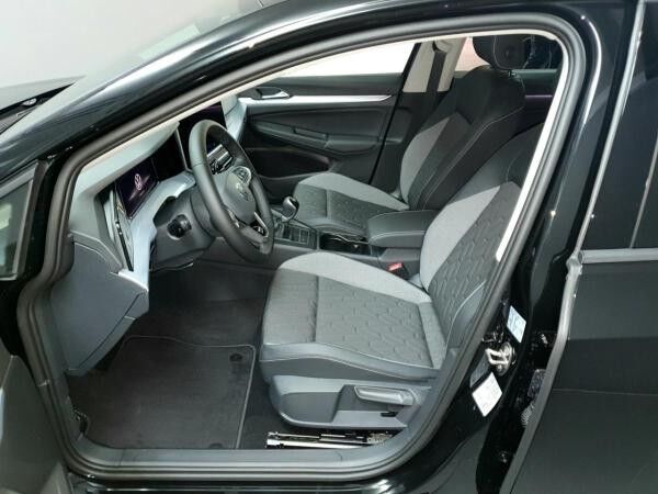 Volkswagen Golf "Life" 1.5 l TSI OPF 6-Gang