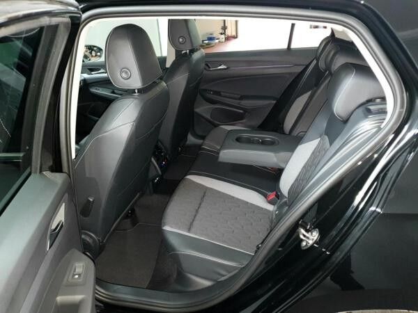 Volkswagen Golf "Life" 1.5 l TSI OPF 6-Gang