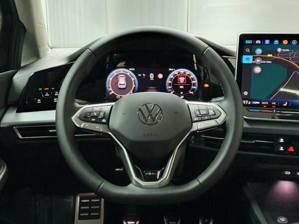 Volkswagen Golf "Life" 1.5 l TSI OPF 6-Gang
