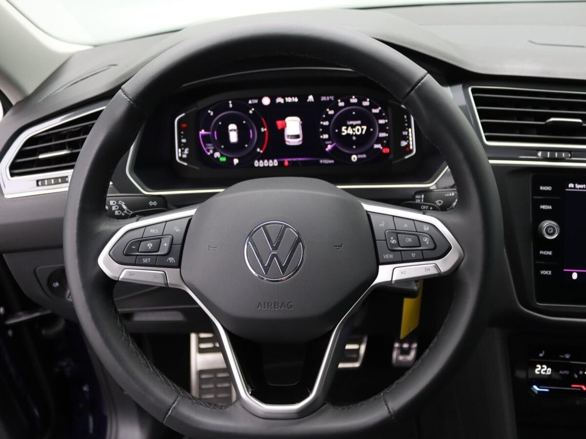 Volkswagen Tiguan Allspace Move 2.0TDI DSG / Navi, AHK, LED