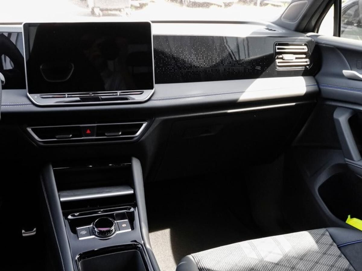 Volkswagen Tiguan "R- LINE" 1.5 eTSI 7-Gang-DSG