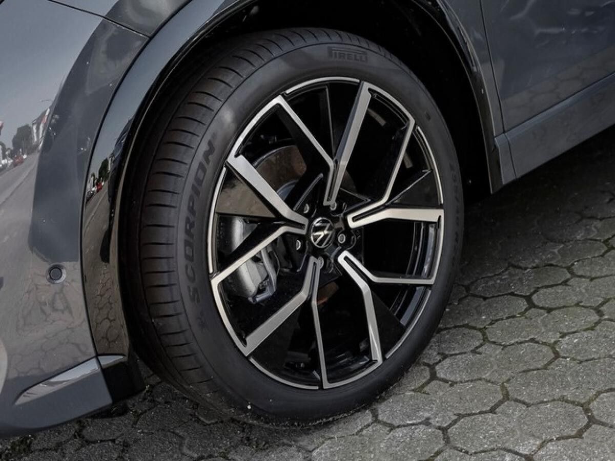 Volkswagen Tiguan "R- LINE" 1.5 eTSI 7-Gang-DSG