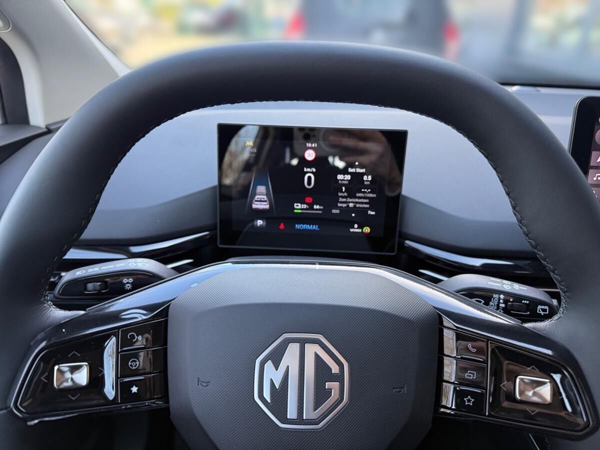 MG MG4 Standard 49 kWh |HOT DEAL|BERLIN|LED|SITZ-LENKRADHZG|KAMERA
