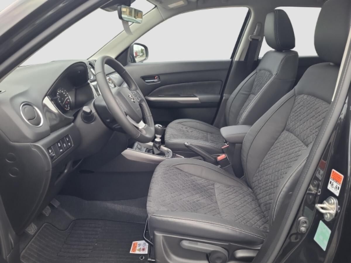 Suzuki Vitara 1.4 HYBRID Comfort+ Navi LED Apple CarPlay Android Auto Klimaautom DAB SD SHZ