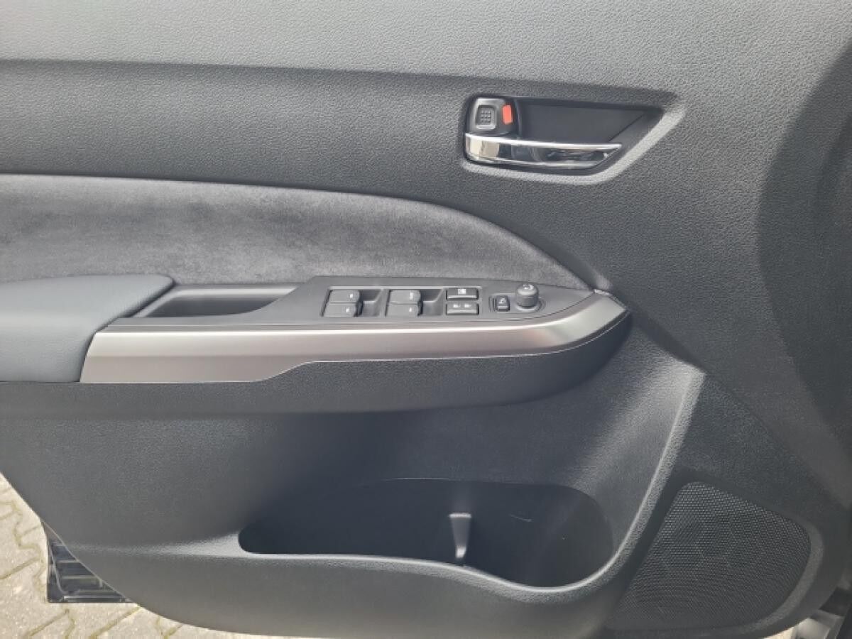 Suzuki Vitara 1.4 HYBRID Comfort+ Navi LED Apple CarPlay Android Auto Klimaautom DAB SD SHZ