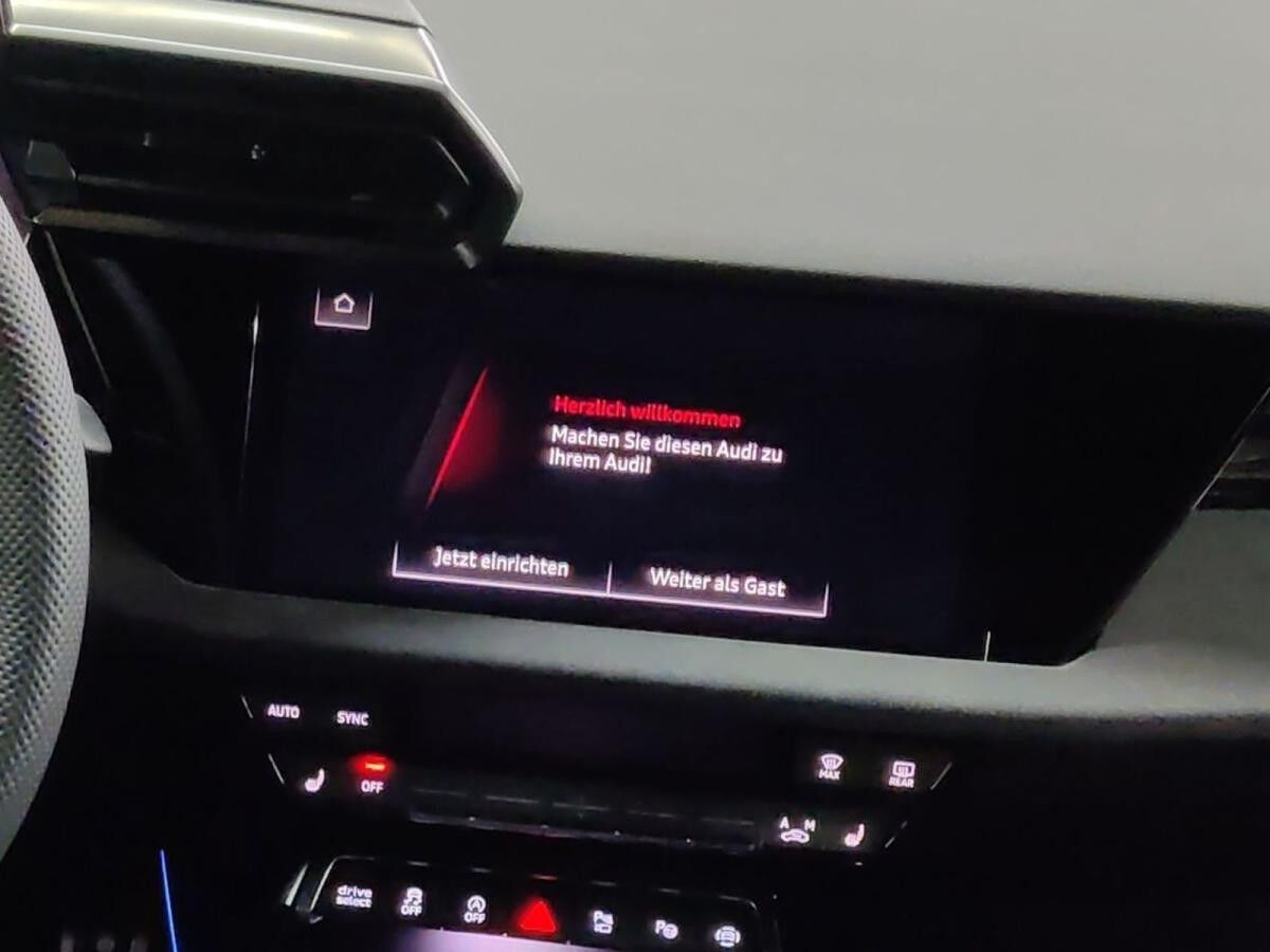 Audi RS3 RS 3 Sportback RS Sportauspuff Navi Matrix AssistenzpaketPlus