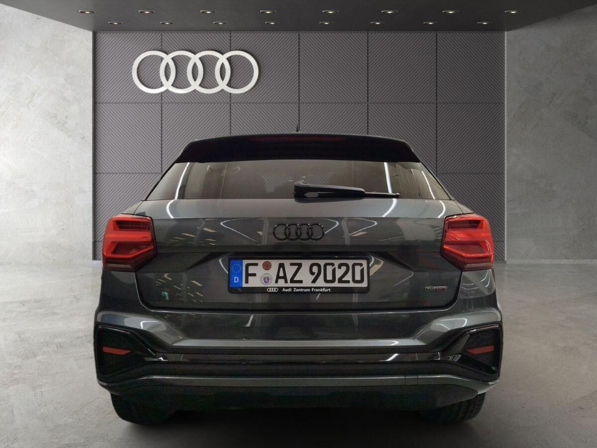 Audi Q2 40 TFSI quattro S tronic S line MatrixLED AHK ACC Panorama