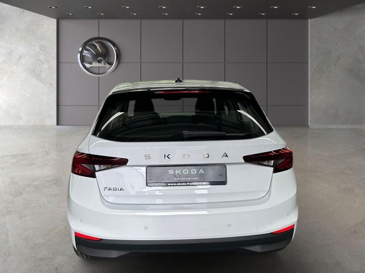 Skoda Fabia Essence 1,0 MPI 5-Gang-Schaltgetriebe