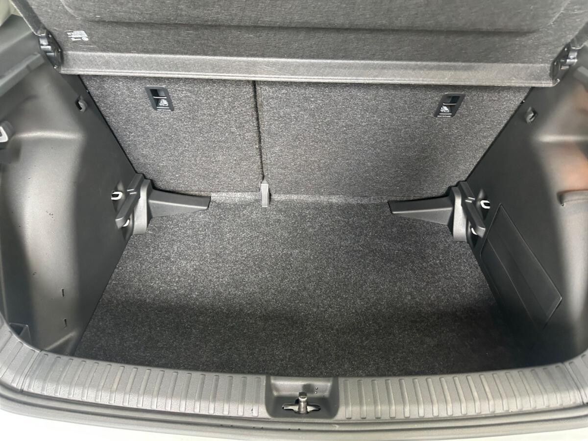 Skoda Fabia Essence 1,0 MPI 5-Gang-Schaltgetriebe