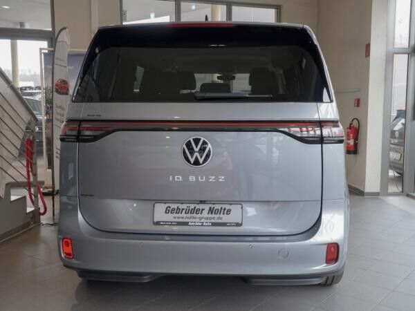 Volkswagen ID.Buzz Pro **sofort verfügbar**