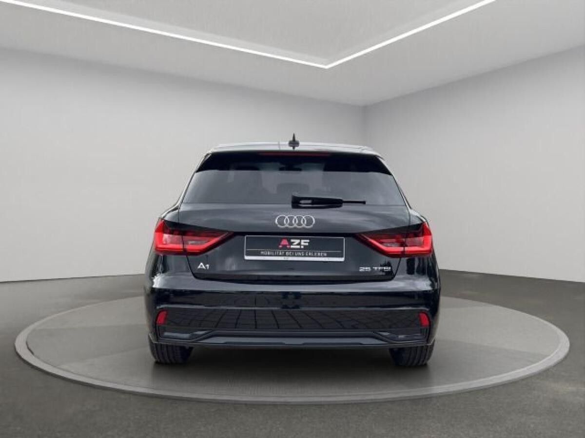 Audi A1 Sportback advanced 25 TFSI S tronic LED+PDC