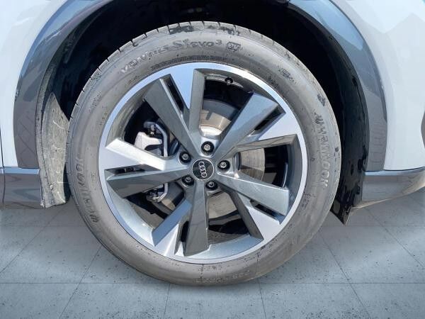 Audi Q4 e-tron 45   Angebot Vorführwagen⇒ Matrix   ⇒ 20"   ⇒ AHK   ⇒ S-Line Interieur   ⇒ RFK