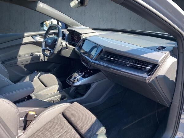Audi Q4 e-tron 45   Angebot Vorführwagen⇒ Matrix   ⇒ 20"   ⇒ AHK   ⇒ S-Line Interieur   ⇒ RFK