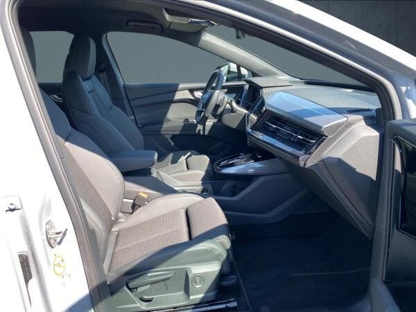 Audi Q4 e-tron 45   Angebot Vorführwagen⇒ Matrix   ⇒ 20"   ⇒ AHK   ⇒ S-Line Interieur   ⇒ RFK