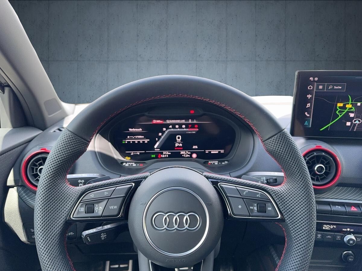 Audi SQ2 TFSI 300PS +Matrix-LED+Komfortpaket plus+Smartphone Interface+