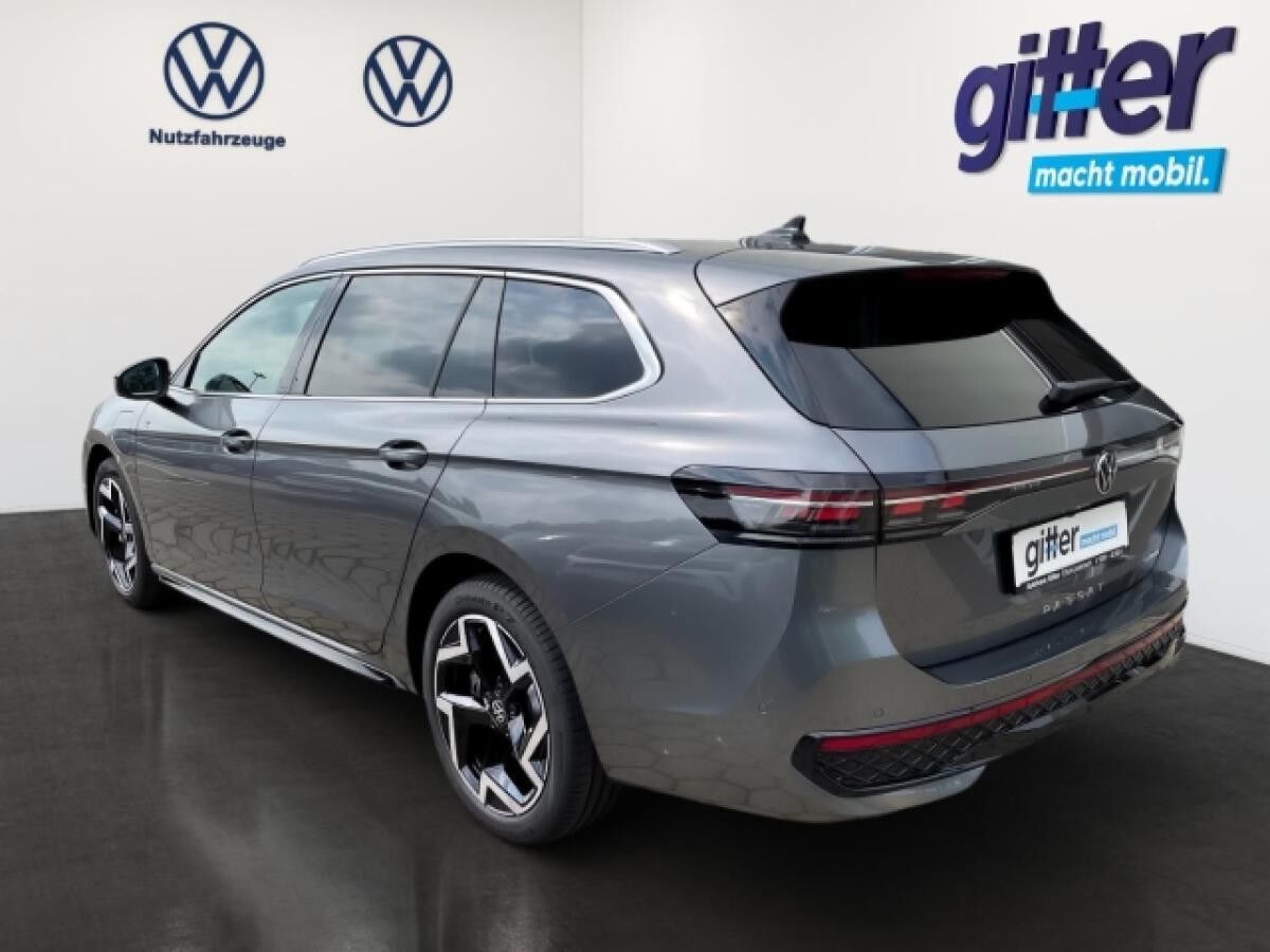 Volkswagen Passat Variant 1.5 TSI eHybrid 200 kW R-LINE 🏁 AHK ACC HUD