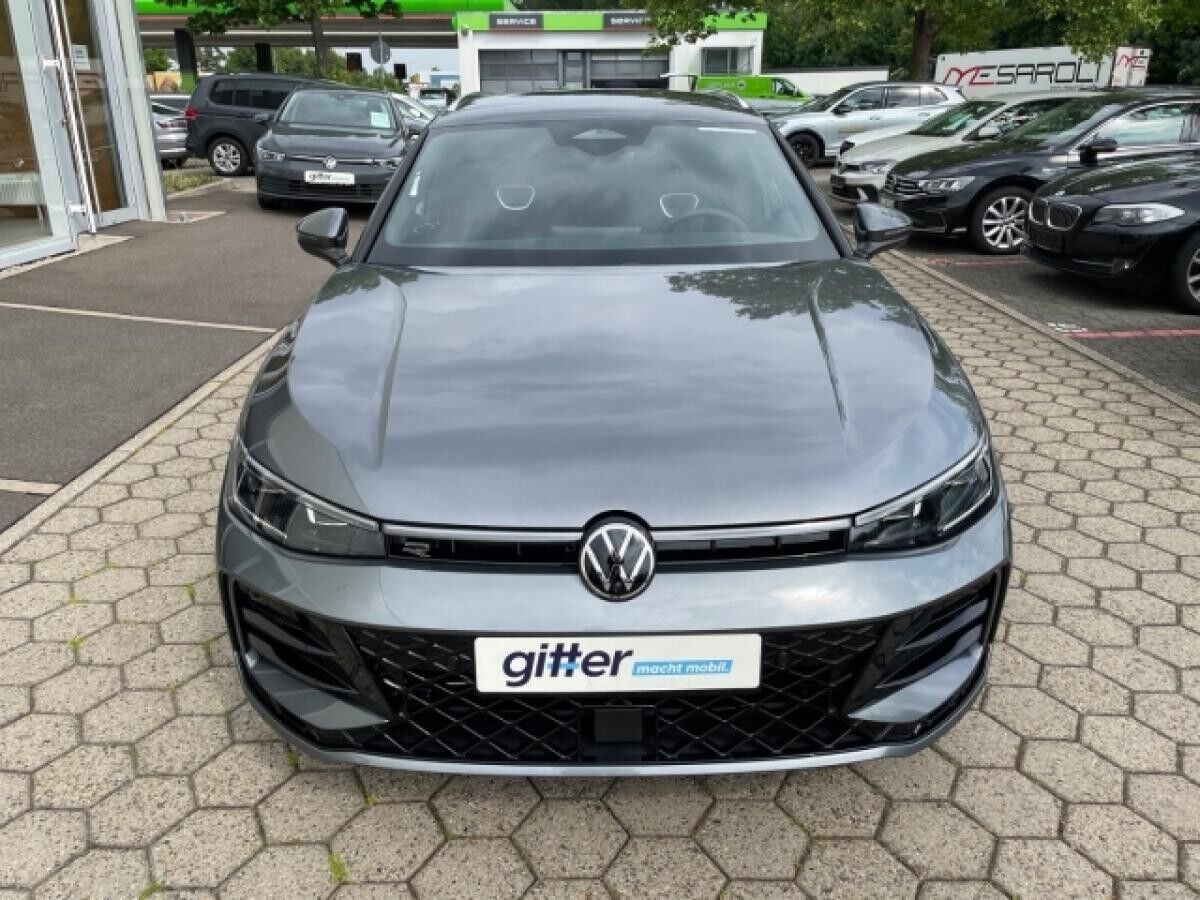 Volkswagen Passat Variant 1.5 TSI eHybrid 200 kW R-LINE 🏁 AHK ACC HUD